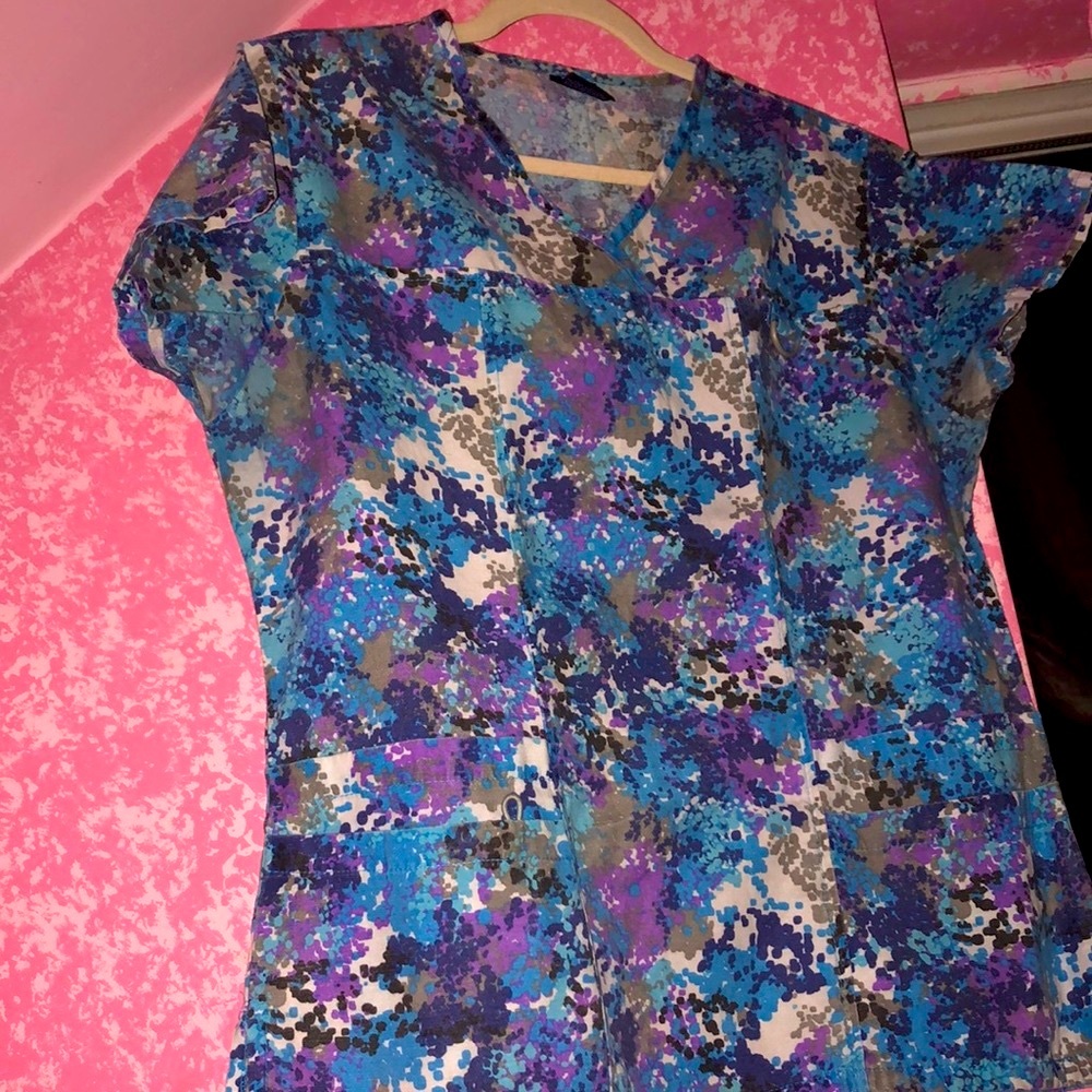 Med Gear scrub top